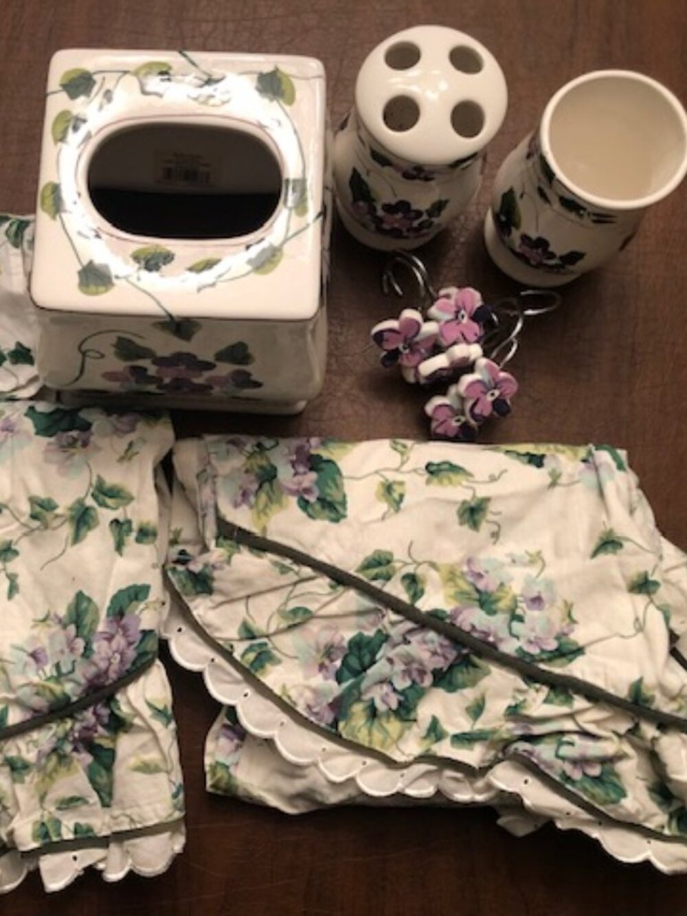 Waverly Sweet Violets set: Swag Curtains, Tissue box,Toothbrush,Shower Hooks